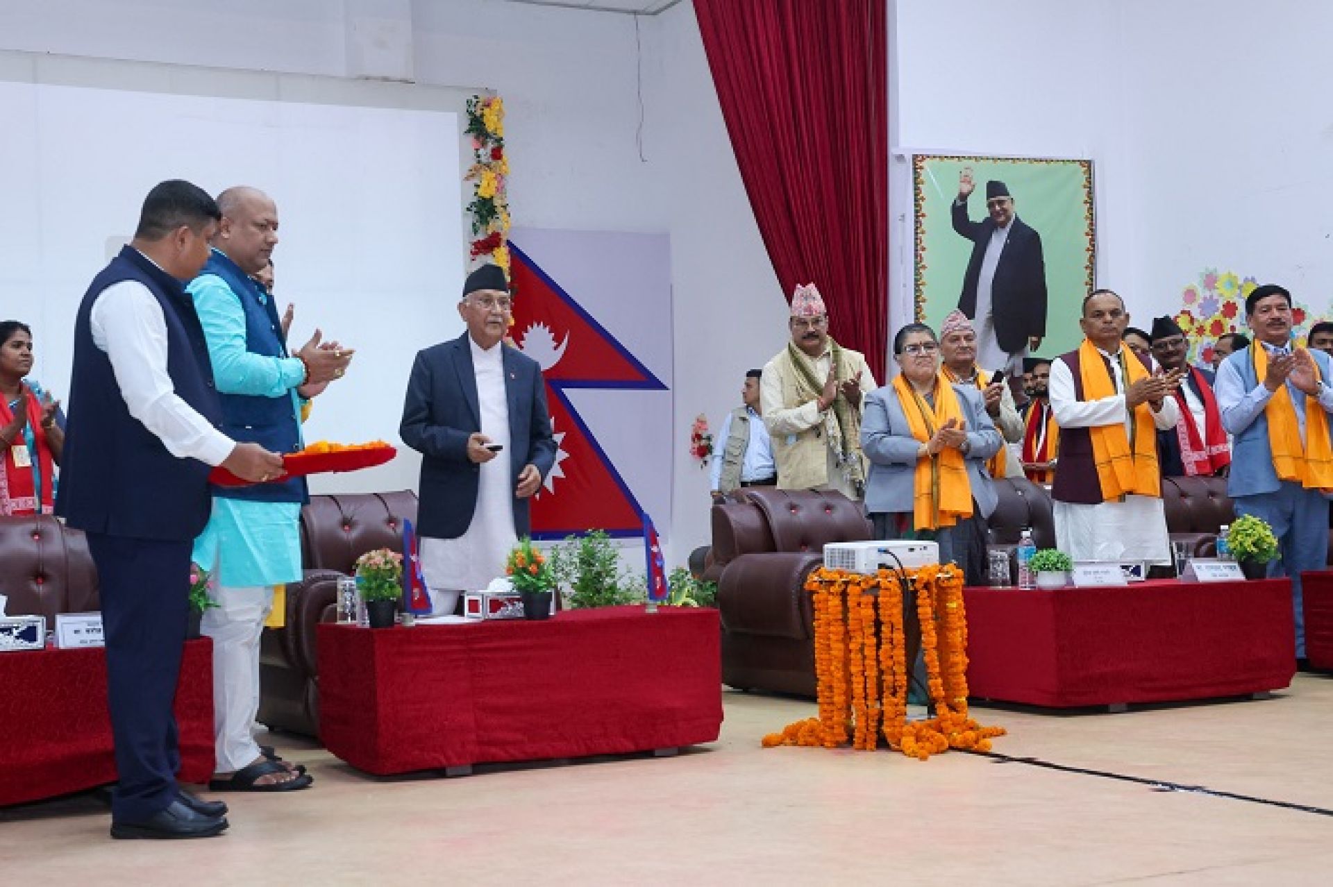 सुनकोशी मरिन डाइभर्सन परियोजना समयमा सम्पन्न नभए ठेक्का तोडिनेछ: प्रधानमन्त्री 